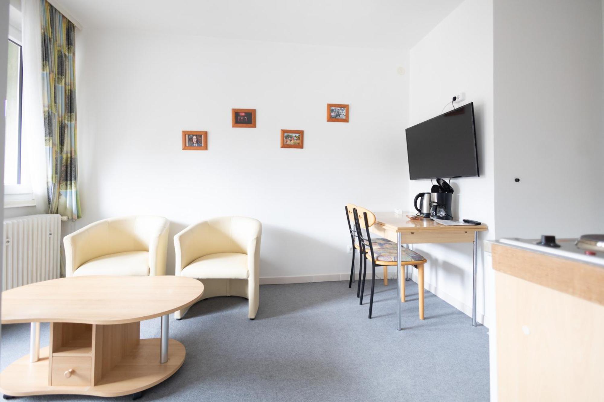 Apartmenthaus Am Waldrand- Kueche - Fruehstueck - Balkon Wildemann Dış mekan fotoğraf